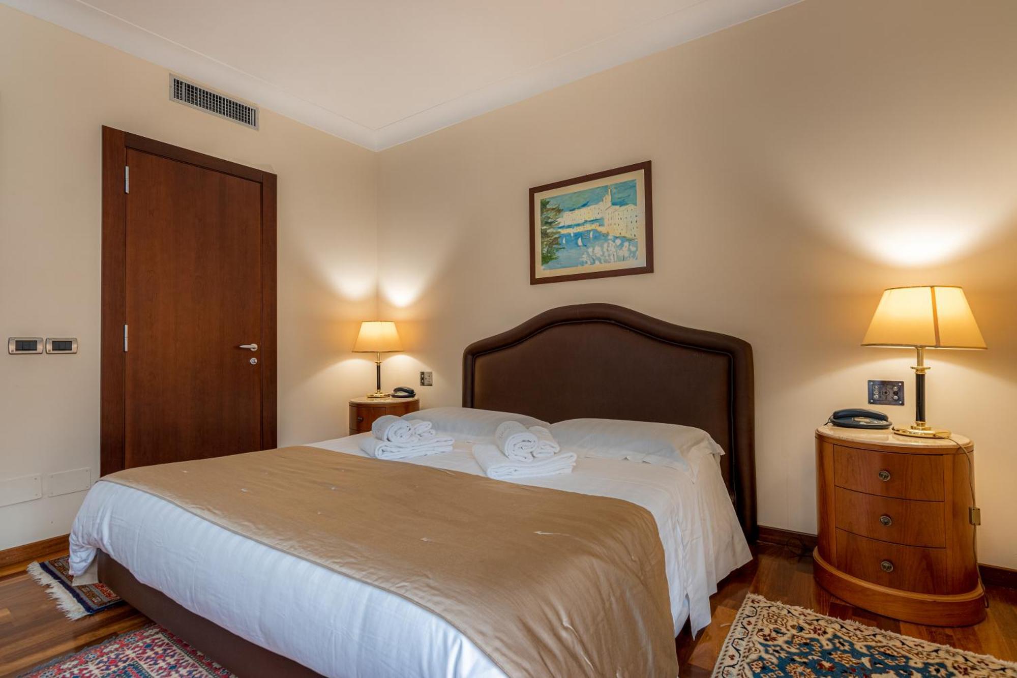 Hotel Cala Del Porto 비보 발렌티아 마리나 외부 사진
